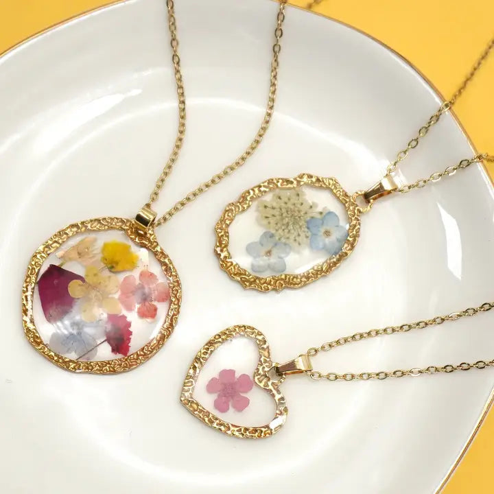 18K Stainless Steel Tarnish Free Flower Necklace