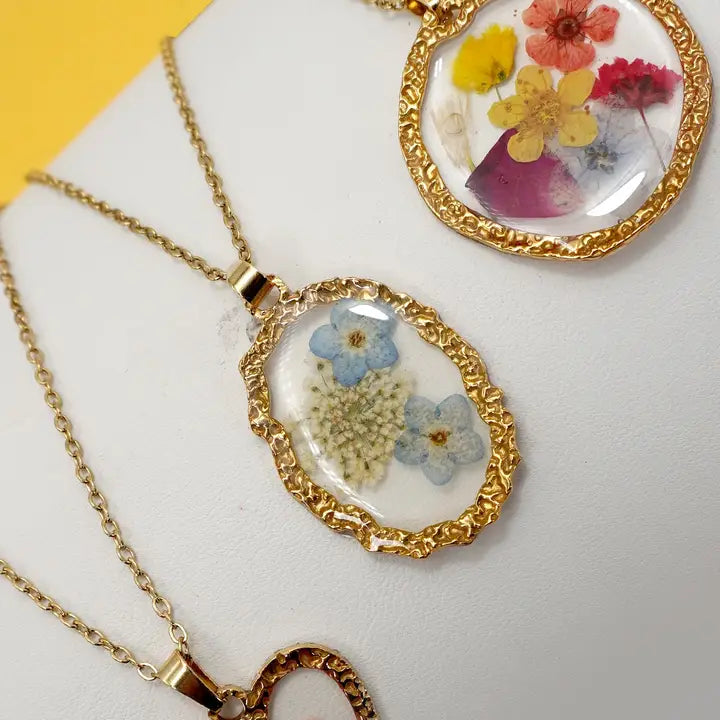 18K Stainless Steel Tarnish Free Flower Necklace